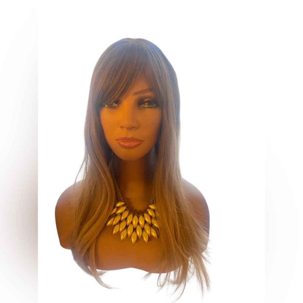 Synthetic straight wig with bangs